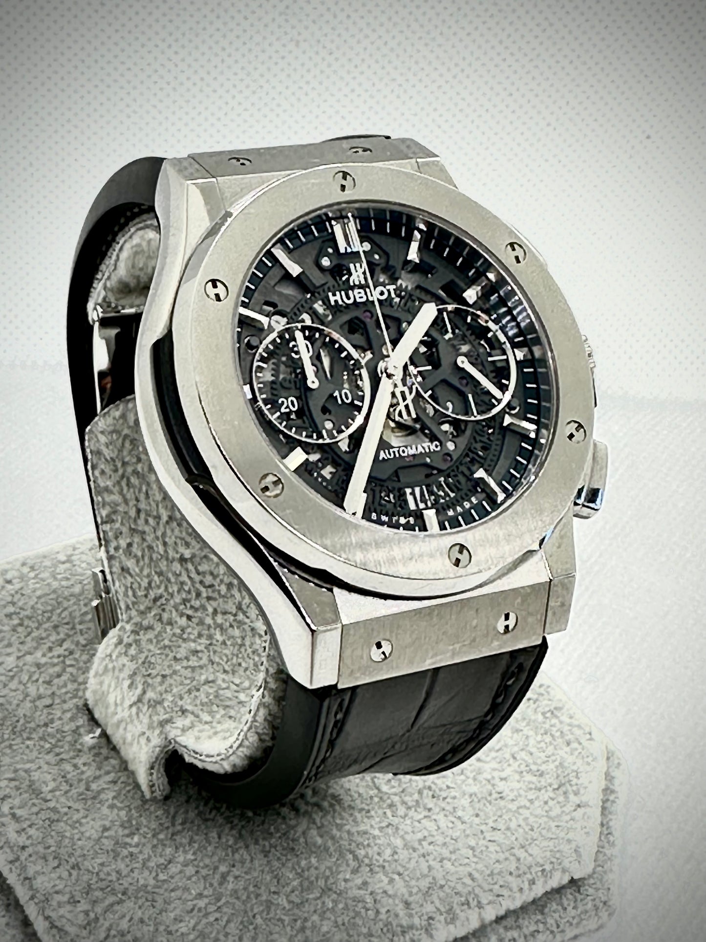 Hublot Classic Fusion Aerofusion Chronograph Titanium 45mm Full Set