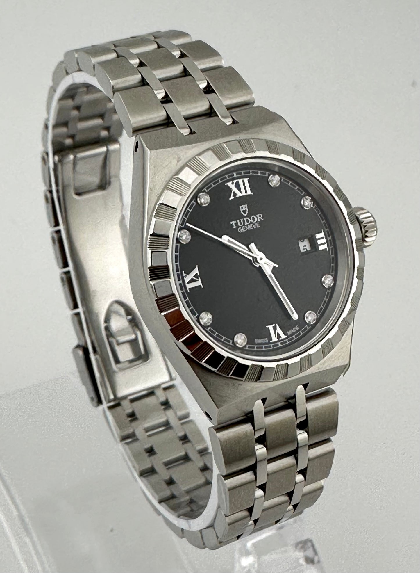 Tudor Royal Ladies Diamond Set Watch RRP$4800 As New