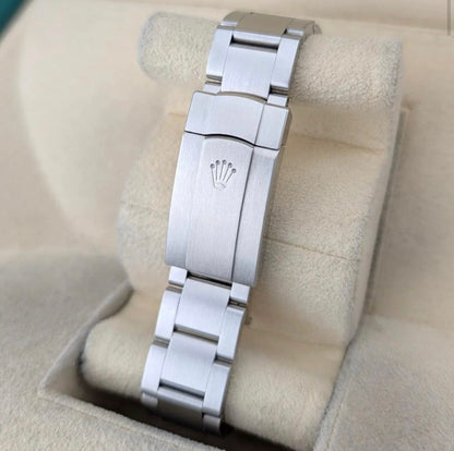 Rolex Oyster Perpetual 41 Green Dial 124300 – 2023 Full Set